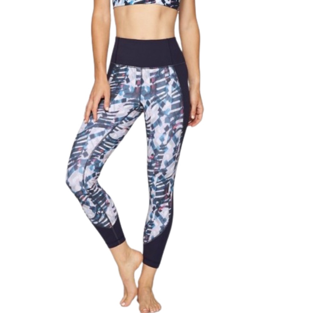 Athleta Distortion Solution navy multi print athletic leggings size small - Picture 1 of 5
